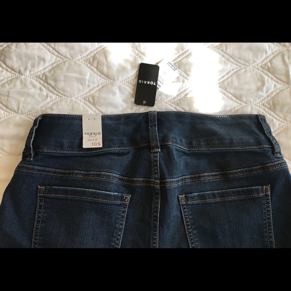 Torrid Jeggings NWT. Size 10 Short - Picture 4 of 6